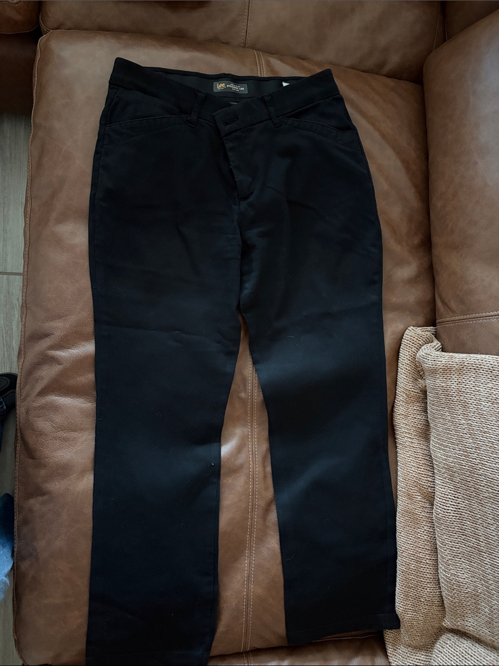 Lee Women's Black Straight-Leg Pants